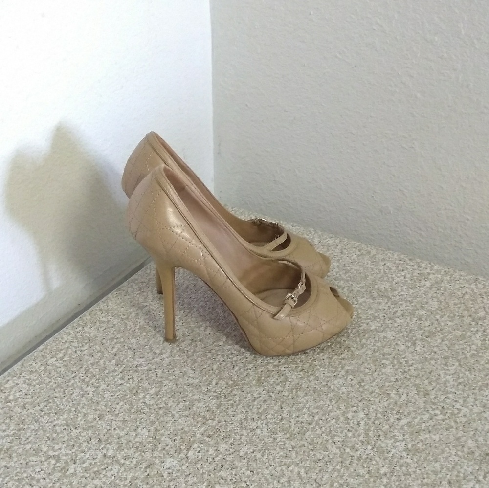 Dior Nude Quilted Leather Peep Toe Pump - Picture 3 of 6